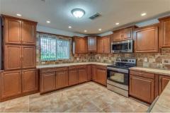 Kitchen-Backsplash-and-Floor