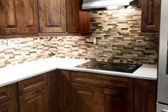 Complimentary-Backsplash-and-Floor