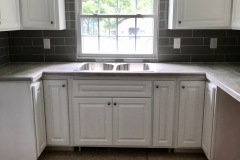 grey-subway-tile-backsplash-with-full-wall-coverage