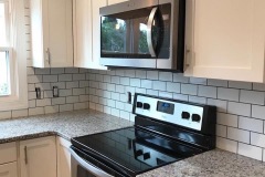 white-subway-tile-13-offest-in-kitchen-backsplash