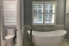 Bathroom-floor-tile-with-freestanding-tub-scaled