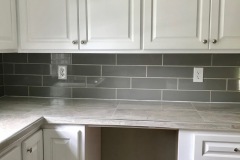 kitchen-renovation-with-subway-tile-backsplash