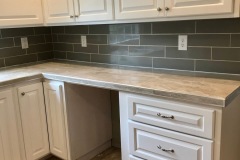 porcelain-countertop-with-schluter-trim-edges